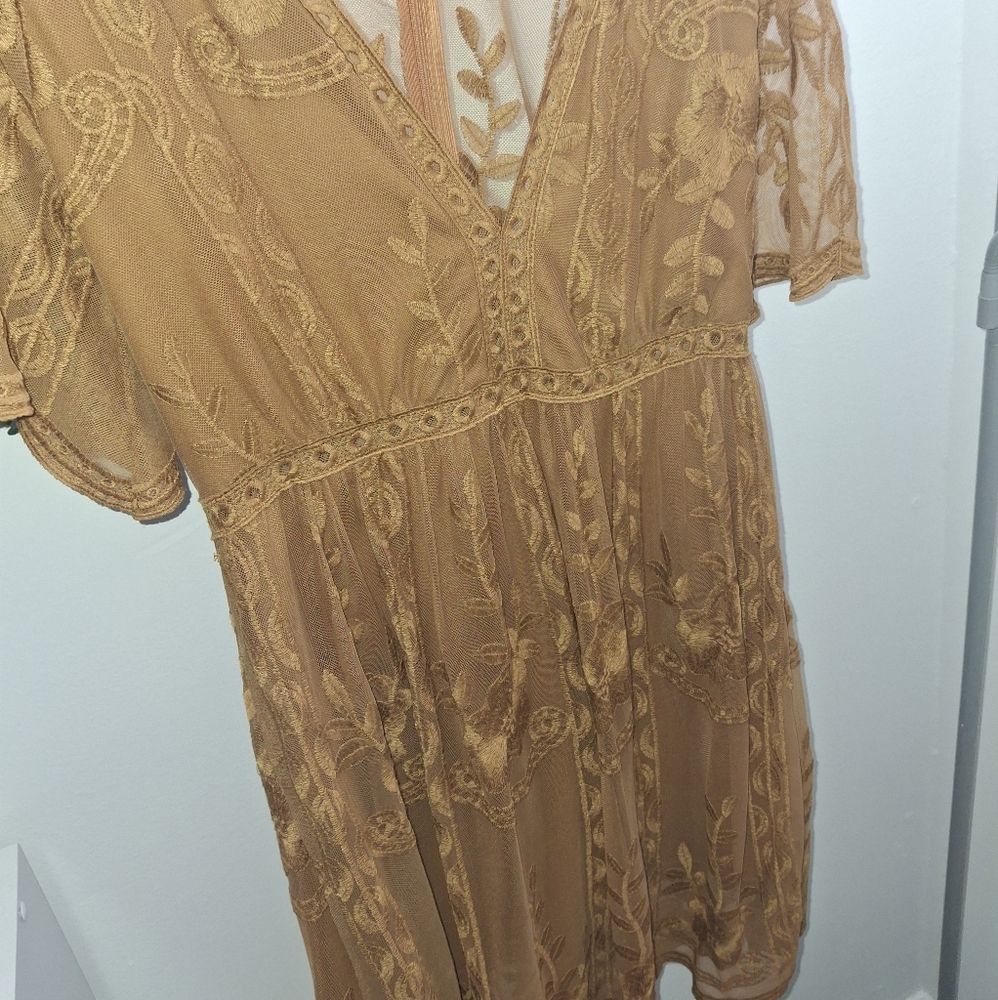 Haute Monde Rust Lace Midi Dress - Picture 4 of 5